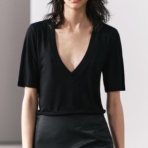 ZARA V-NECK TOP